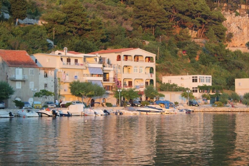 Apartments Juraj ドラスニセ 部屋 写真